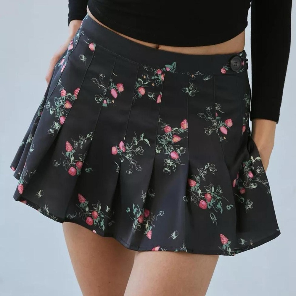 Strawberry Pleated Mini Skirt